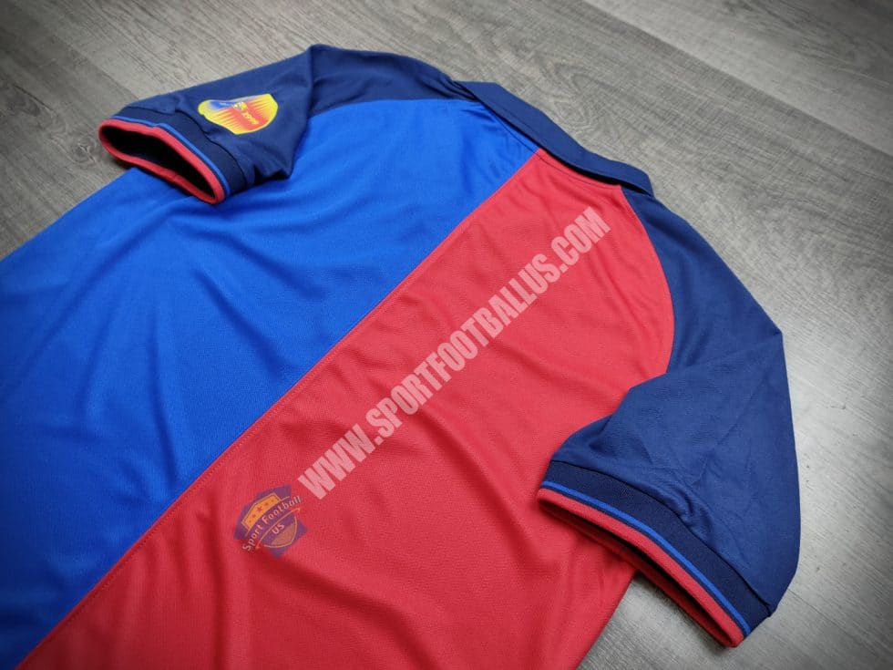Retro - Barcelona Home 1999-2000_06