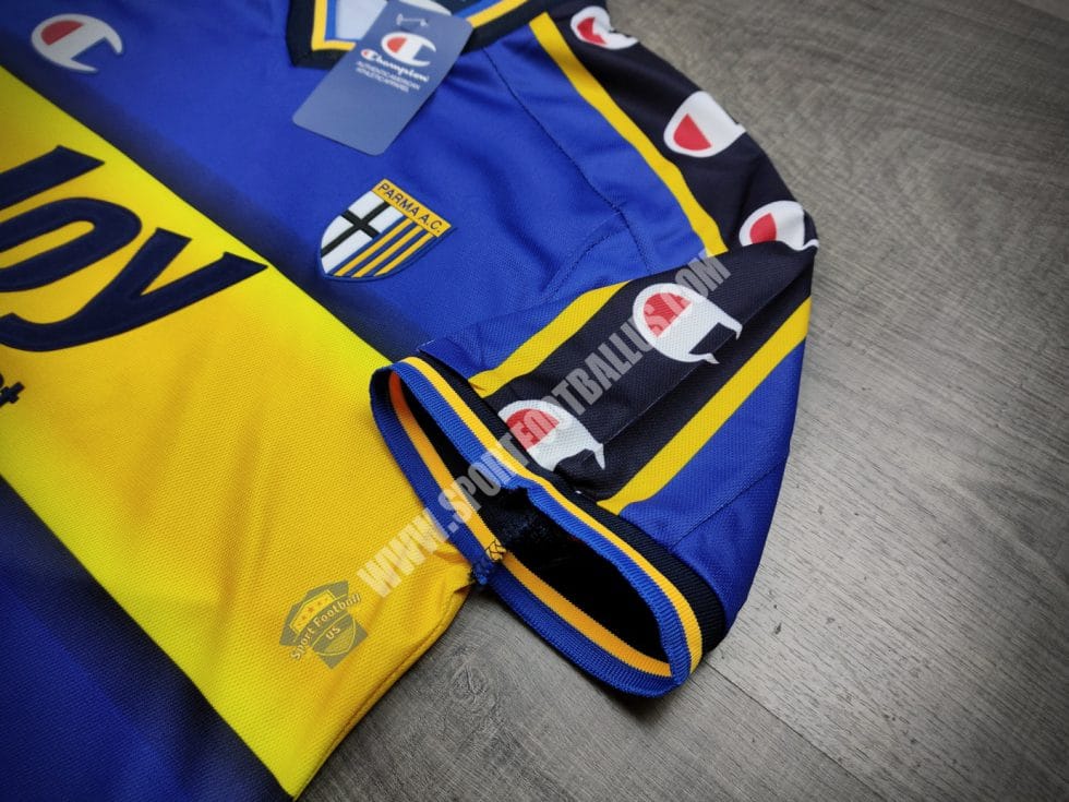 Retro - Parma Home 2001-02_04