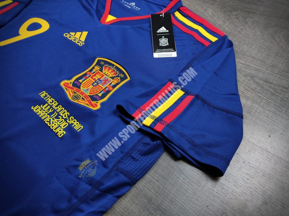 Retro Spain Away WINNER FIFA World Cup 2010 9 TORRES_04