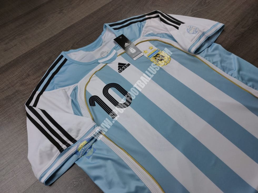 Retro Argentina Home FIFA Worldcup 2006 10 MARADONA_02