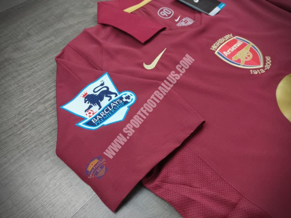 Retro Arsenal Home 2005-06 Complete with Highbury with Patches_03