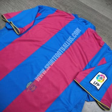 Retro - Barcelona Home 2007-08_06