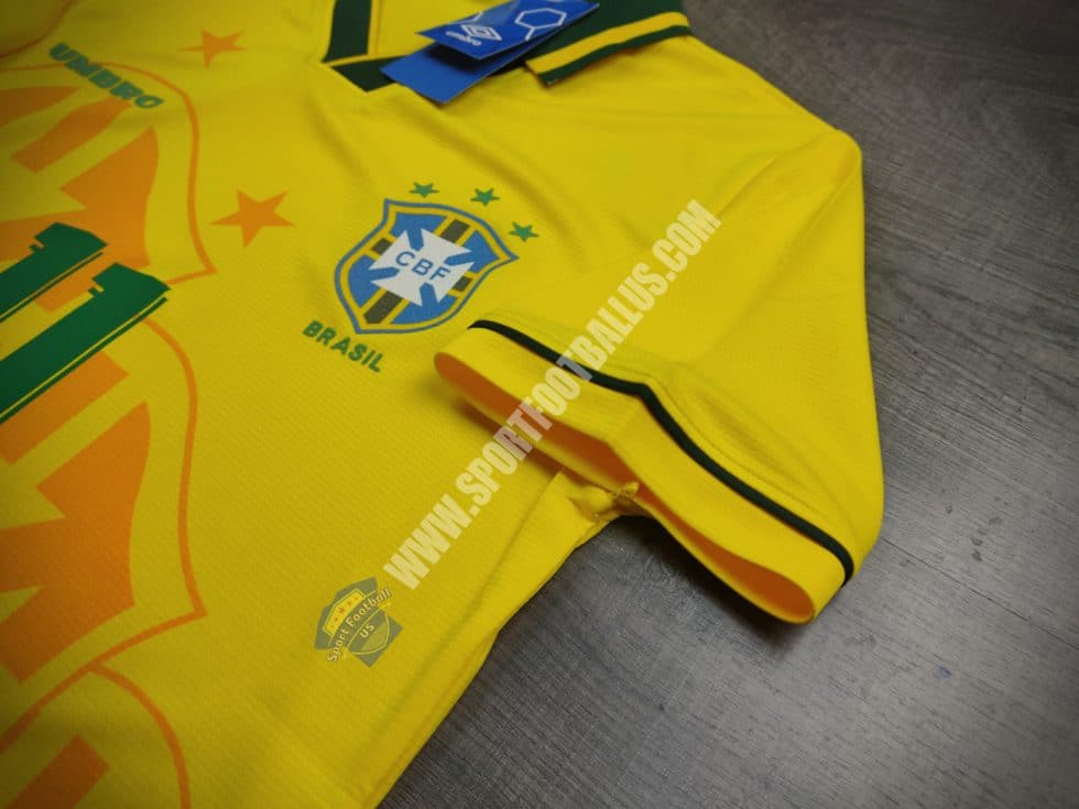 ROMÁRIO 11 Brasil World Champion 1994 1994/95 Romario #11 Brazil Vintage Umbro Home Football Shirt