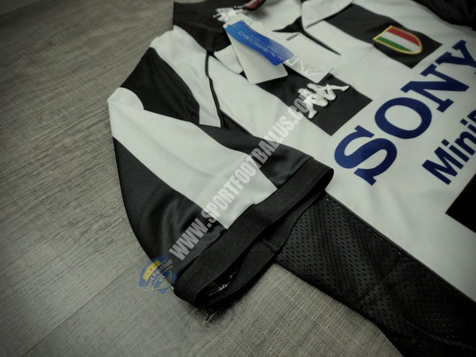 Retro Juventus Home 1997-98_03