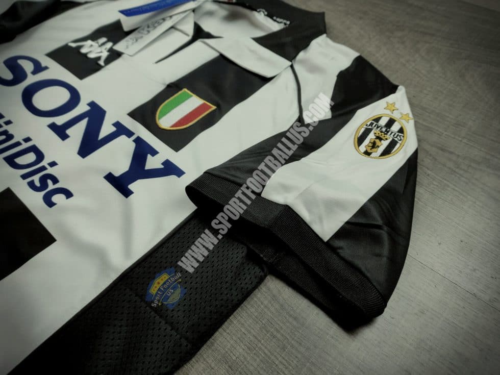 Retro Juventus Home 1997-98_04