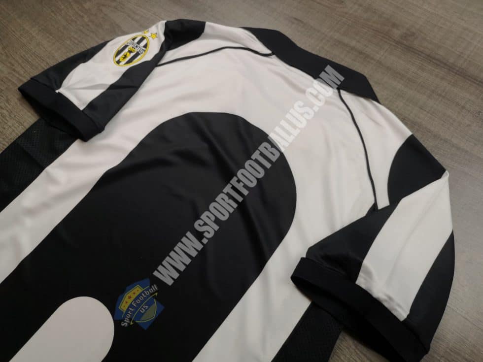 Retro Juventus Home 1997-98_06