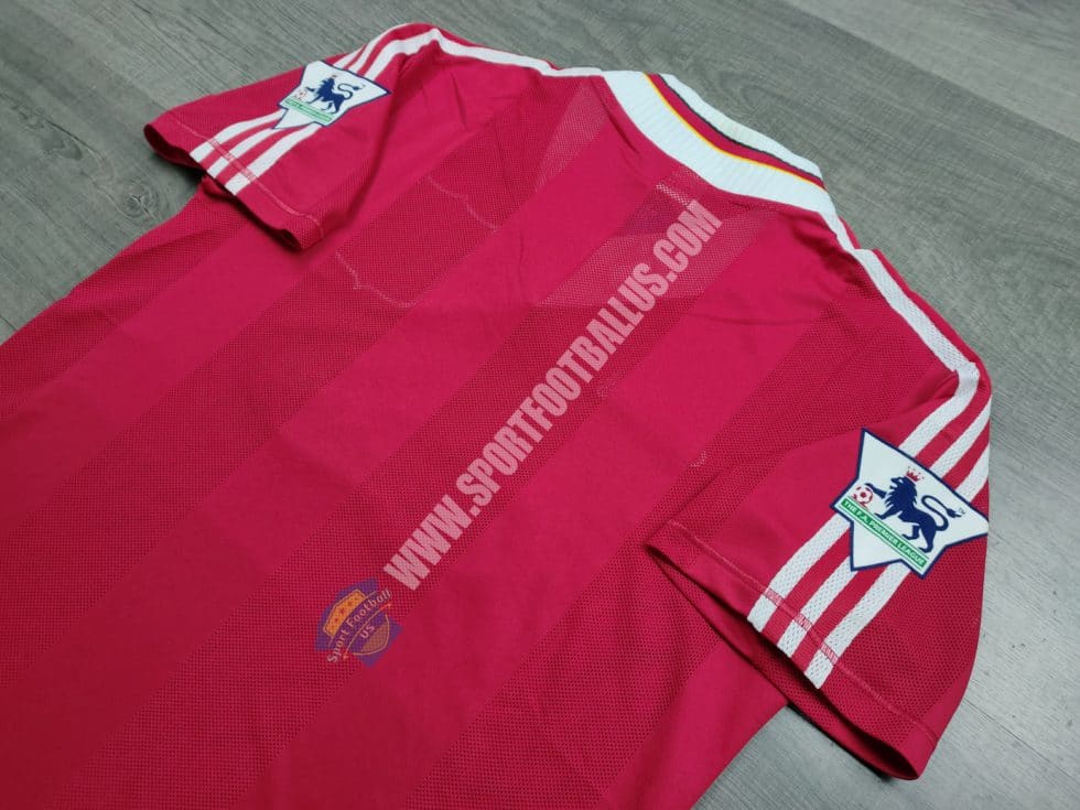 Retro Liverpool Home 1995-96 With Patches_06