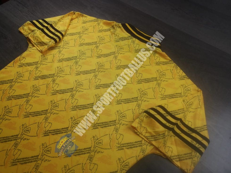 Retro Liverpool Third 1994-96_06