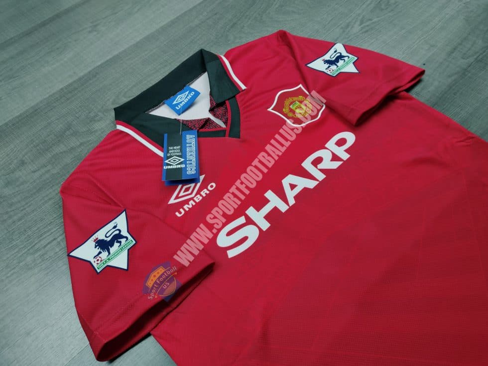 Retro Manchester United Home 1994-96 With Patches_02