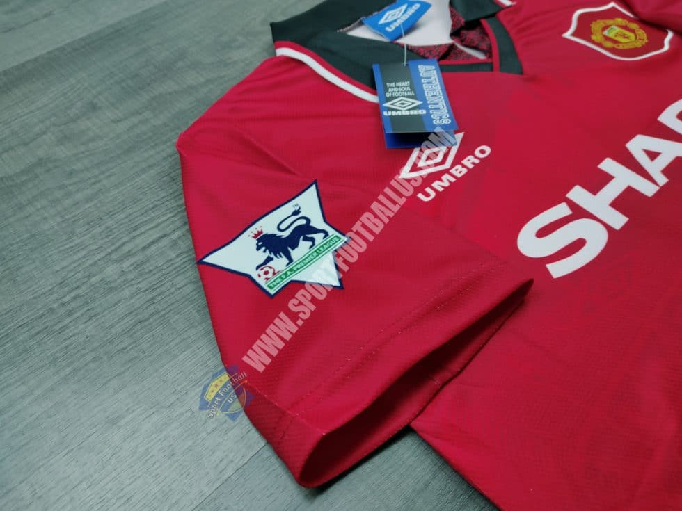 Retro Manchester United Home 1994-96 With Patches_03